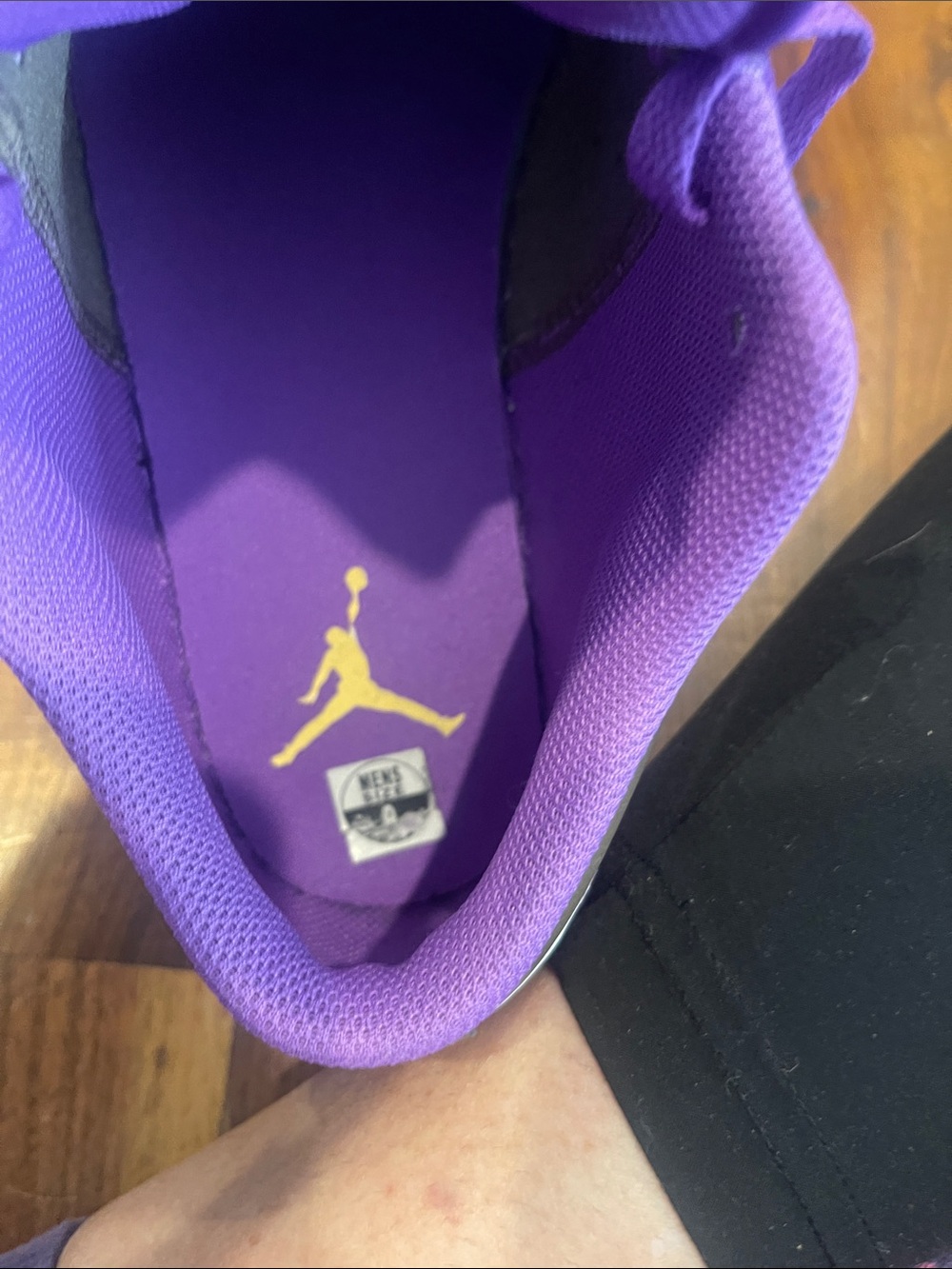 Jordan Low-Top Sneakers in White, Purple & Brown - Picture 5 of 6
